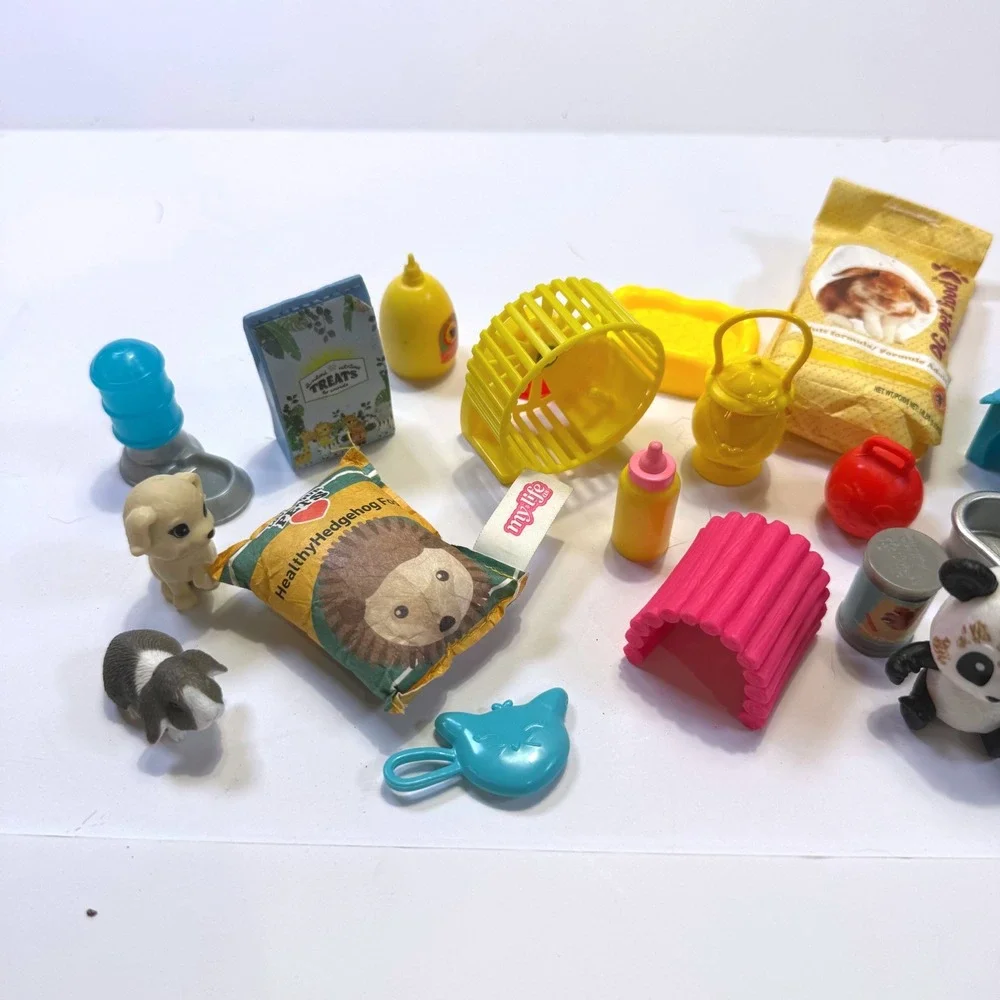 Mixed Miniature Pet Toy Lot My Life As Accessories Animals Food House 25+ Pc